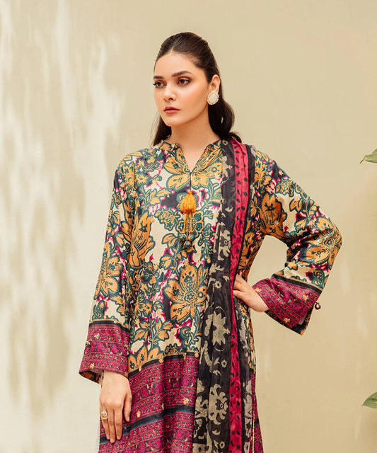 Printed Embroided Lawn 3pcs Suit