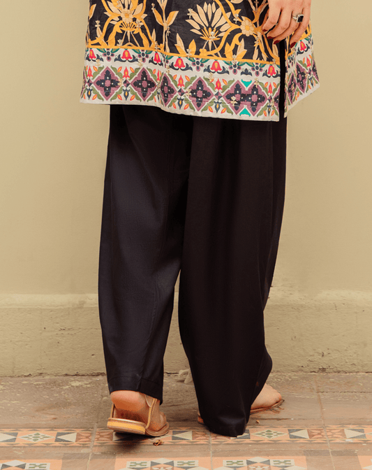 Lawn Farshi Shalwar