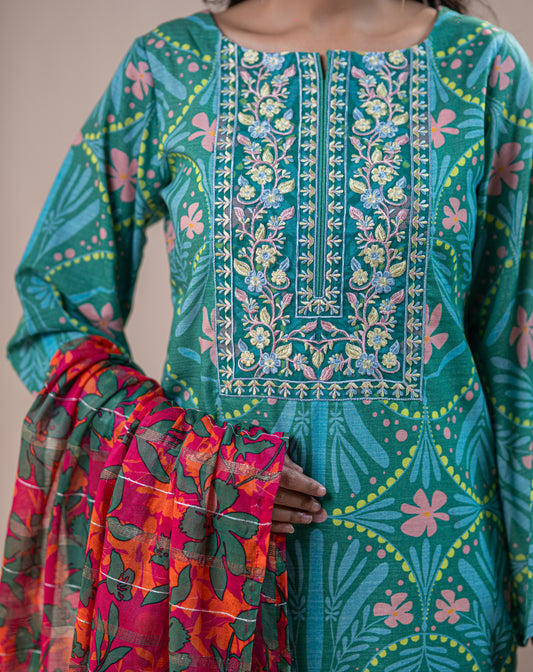 PRINTED EMBROIDED KHADDAR 3PCS SUIT