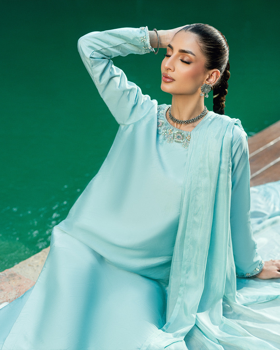 Hand Embellished 3pcs Suit