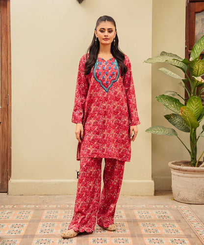 Printed Embroidered Lawn 2 Pc Suit