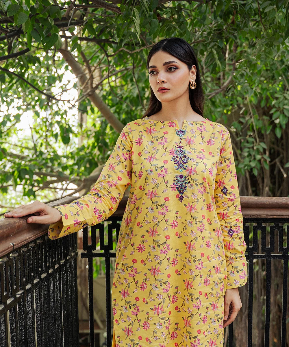 Printed Embroidered Lawn 2 Pc Suit