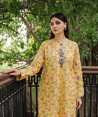 Printed Embroidered Lawn 2 Pc Suit