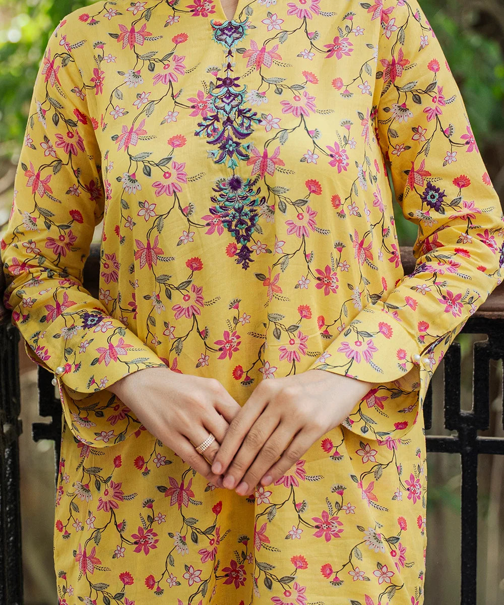 Printed Embroidered Lawn 2 Pc Suit