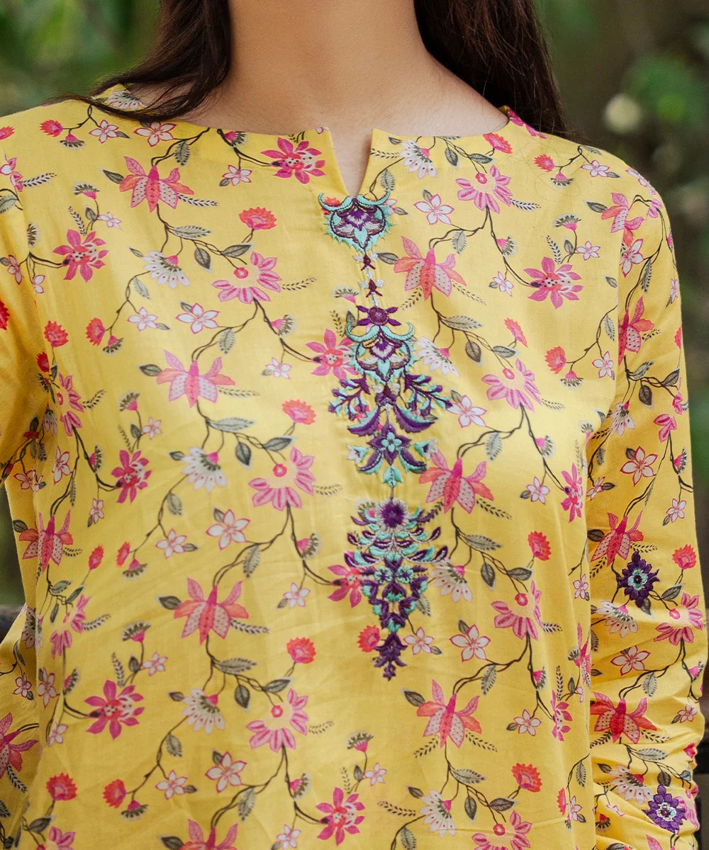 Printed Embroidered Lawn 2 Pc Suit