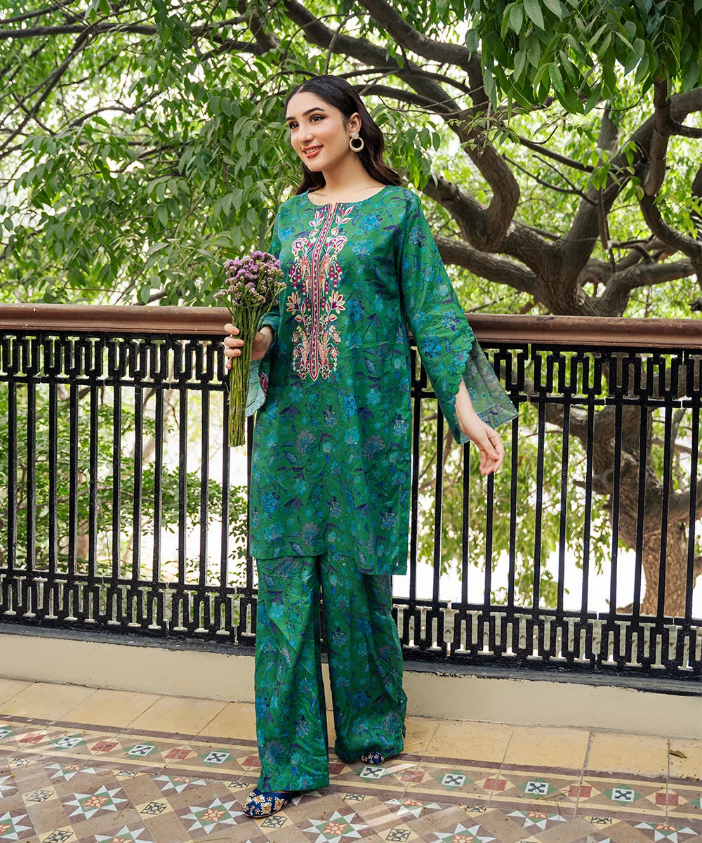 Printed Embroidered Lawn 2 Pc Suit