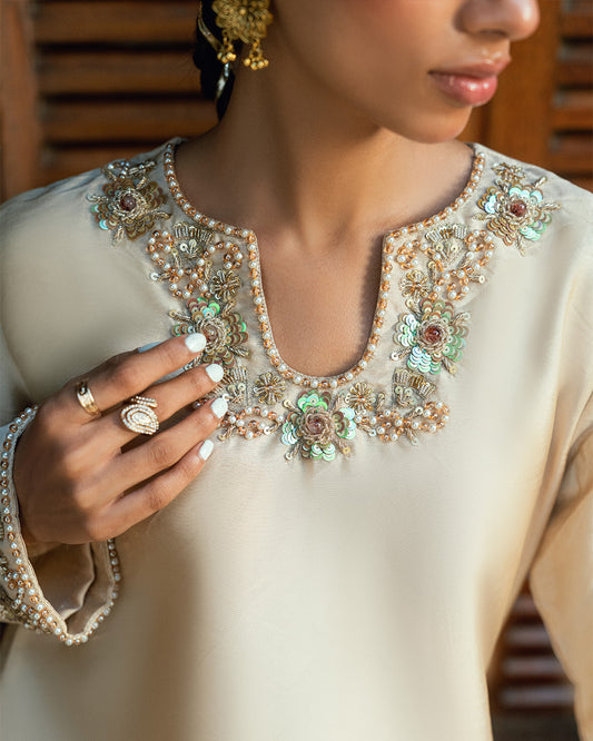 Hand Embellished 3pcs Suit