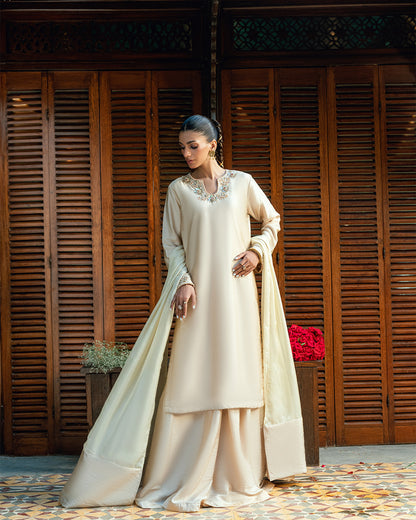 Hand Embellished 3pcs Suit