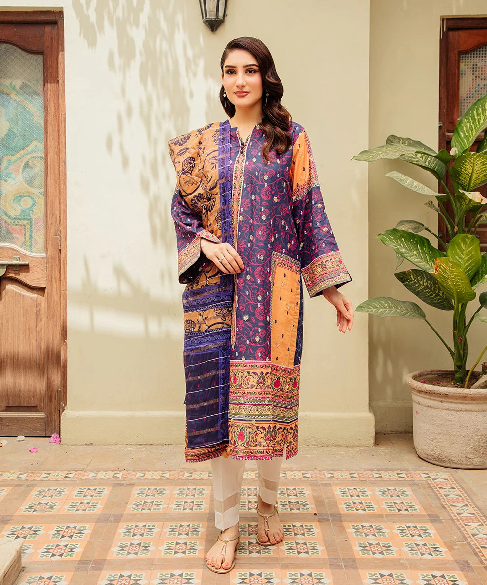 Printed Embroided Lawn 3pcs Suit