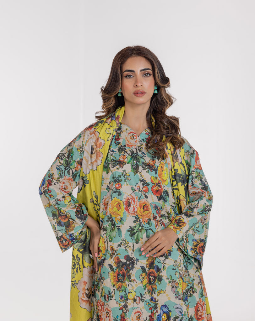 Printed 2pc suit.