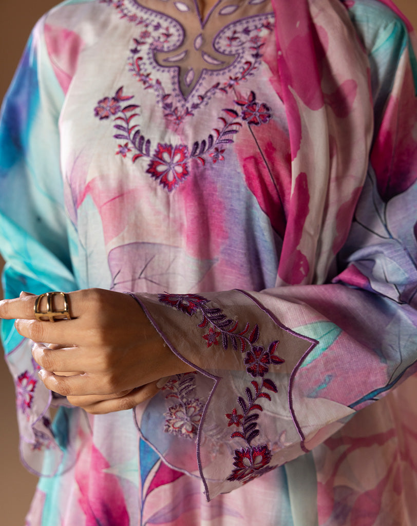 Printed Embroided Lawn 3pcs Suit