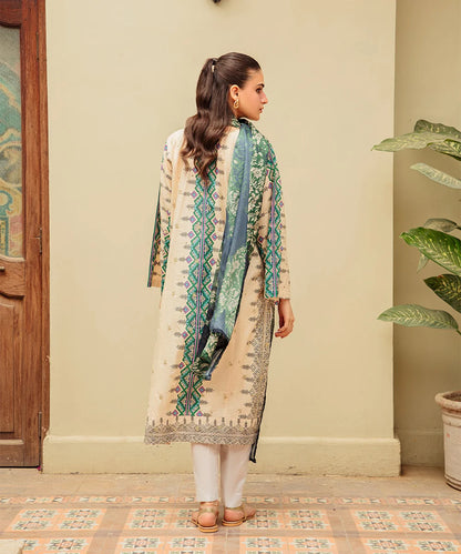 Printed Embroided Lawn 3pcs Suit