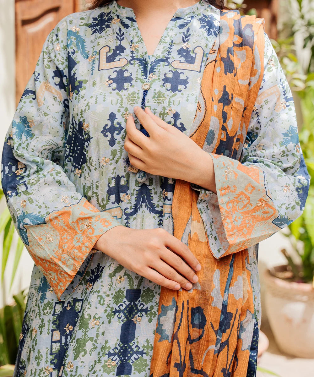 Printed Embroided Lawn 3pcs Suit